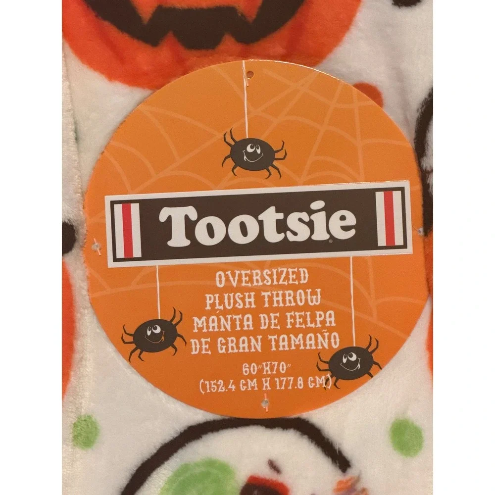 Tootsie Roll Halloween Oversized Plush Throw Blanket Pumpkin Candy 60x70